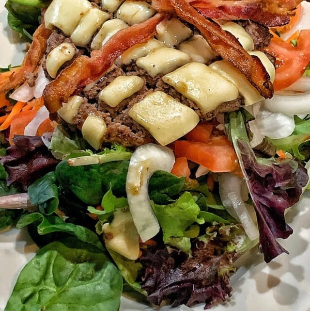 Burger Bocado Salad.