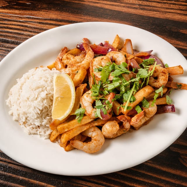 Saltado De Camarones.